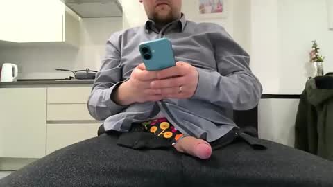 Snapshot of britishman1989 chatting on March 17, 10:13 pm Britishman1989 online show from March 17, 10:13 pm