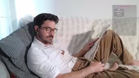 Snapshot of britishpoet chatting on June 28, 3:40 pm Callum online show from June 28, 3:40 pm