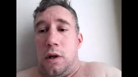 Snapshot of britishricky chatting on February 19, 3:35 am BritishRicky online show from February 19, 3:35 am