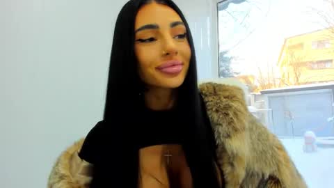 Snapshot of britney_charm chatting on January 14, 7:25 am britney_charm online show from January 14, 7:25 am