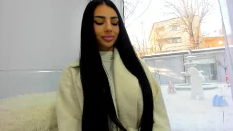 Snapshot of britney_charm chatting on January 15, 8:08 am britney_charm online show from January 15, 8:08 am