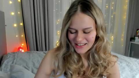 Britney online show from December 5, 8:55 pm