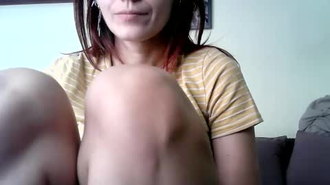 Britney online show from April 14, 10:10 am