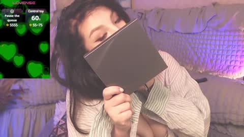 britneybarker online show from December 7, 2:31 am