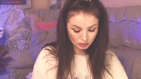 britneybarker online show from December 20, 5:47 am