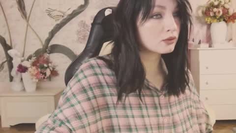 britneybarker online show from February 14, 4:42 am