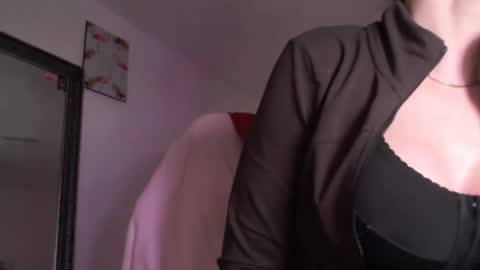 Britney online show from March 16, 6:17 am