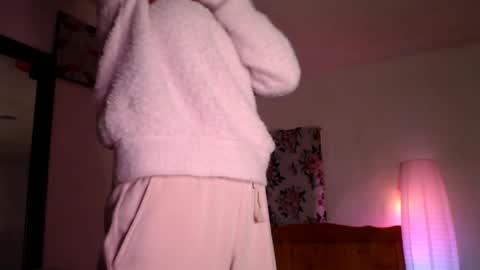 Britney online show from March 28, 8:36 am