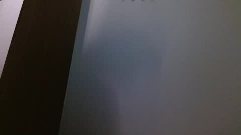 Snapshot of brittany_bubbles chatting on October 15, 5:29 am maru miaw Please help me to reach 100 thumbs up online show from October 15, 5:29 am