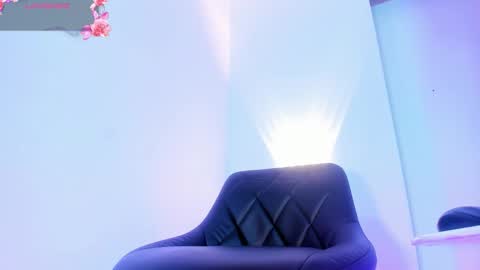 Brittany online show from November 17, 10:15 pm