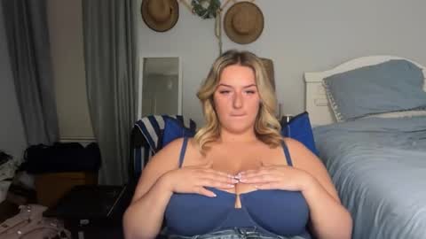 brittanywantsu online show from July 11, 3:09 am