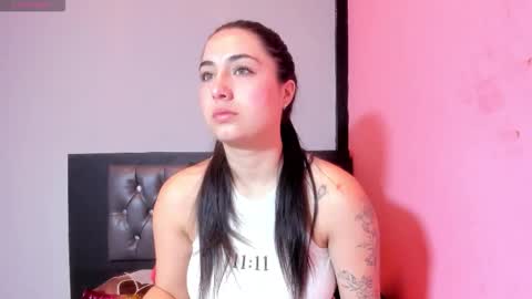 brittanyy20 online show from March 25, 8:20 am