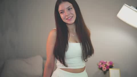Snapshot of brittnirehberger chatting on July 25, 1:15 am Lia online show from July 25, 1:15 am