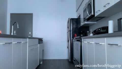 Brody Biggs online show from November 23, 8:19 pm