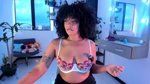 Snapshot of bronzetease chatting on November 2, 9:06 pm JOIN MY CHANNEL ON TELEGRAM online show from November 2, 9:06 pm