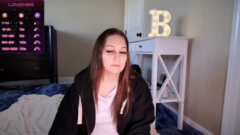 brookebee online show from January 16, 9:40 pm