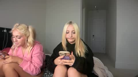 brookepatterson online show from November 16, 12:16 am