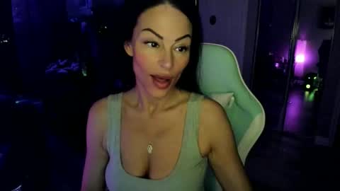 Snapshot of brookesummerxo chatting on May 16, 3:36 am Brooke Summer xo online show from May 16, 3:36 am