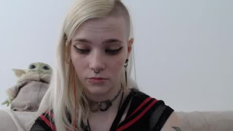 brookewylde_20 online show from May 9, 11:15 am