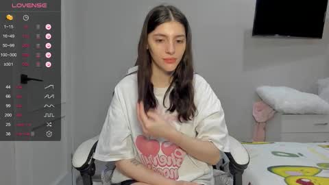 Snapshot of broosnica1 chatting on February 3, 9:14 am broosnica1 online show from February 3, 9:14 am