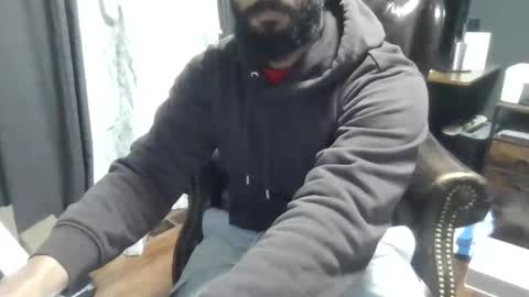 brownbd32 online show from October 27, 5:11 am