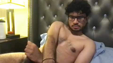 Snapshot of brownboy7981 chatting on February 17, 6:32 am brownboy7981 online show from February 17, 6:32 am