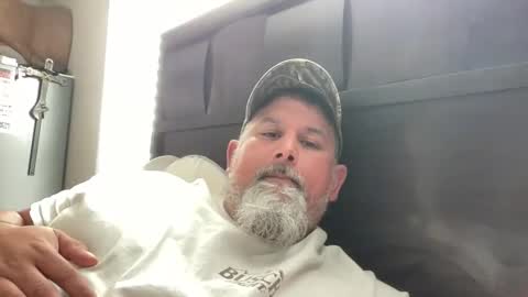 Snapshot of brownmagic48 chatting on January 13, 8:14 pm brownmagic48 online show from January 13, 8:14 pm