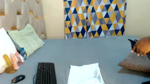 Snapshot of brownmitchell chatting on July 5, 12:34 pm brownmitchell online show from July 5, 12:34 pm