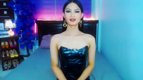Roberta  GODDESS OF PLEASURE AND SEXUALDESIRE   online show from December 10, 11:11 am