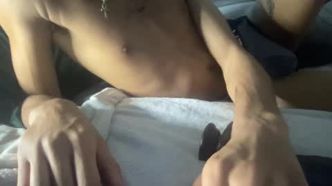 Snapshot of brownskinjourdan chatting on February 13, 1:50 am BrownSkinJourdan online show from February 13, 1:50 am