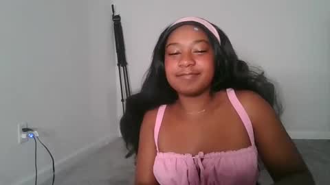 Brownsuagrcutie online show from October 17, 2:48 am