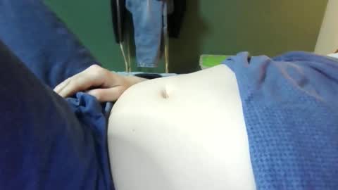 brtbrlss online show from December 16, 8:47 pm