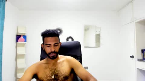 Snapshot of bruce_1111 chatting on September 27, 10:48 pm bruce_1111 online show from September 27, 10:48 pm