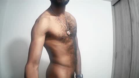 Snapshot of bruce_1111 chatting on December 16, 8:25 pm bruce_1111 online show from December 16, 8:25 pm