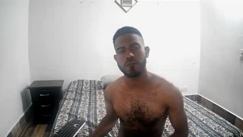 bruce_1111 online show from January 17, 5:16 pm