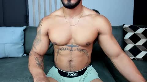 Snapshot of bruce_roldan chatting on May 5, 6:05 pm bruce roldan online show from May 5, 6:05 pm
