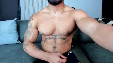 Snapshot of bruce_roldan chatting on June 9, 1:17 am bruce roldan online show from June 9, 1:17 am
