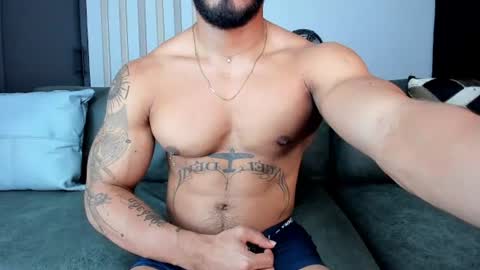 bruce roldan online show from June 13, 1:14 am