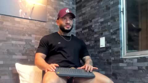 brucedallas online show from March 2, 12:24 am