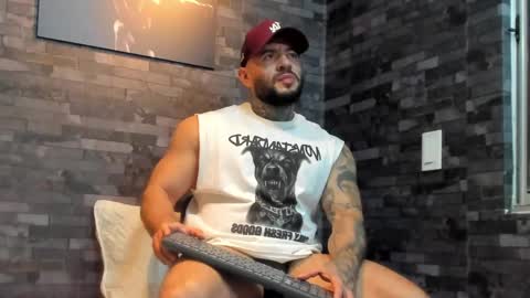 brucedallas online show from May 15, 11:56 pm