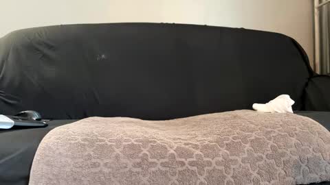 Instagram  bruce88x online show from February 14, 2:36 pm