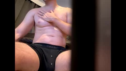 brucelogan80 online show from October 19, 12:33 am