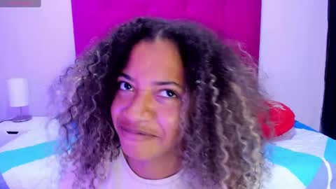 Lady  online show from December 31, 5:18 pm