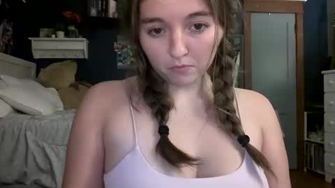 brunettebaby040 online show from November 29, 2:36 am