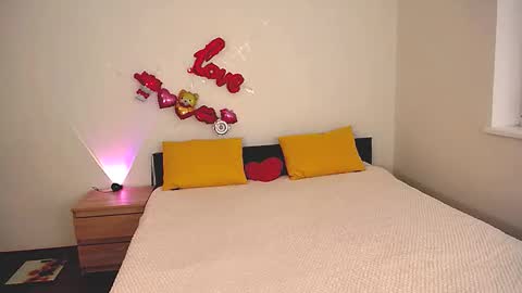 Ellis online show from November 9, 6:44 am