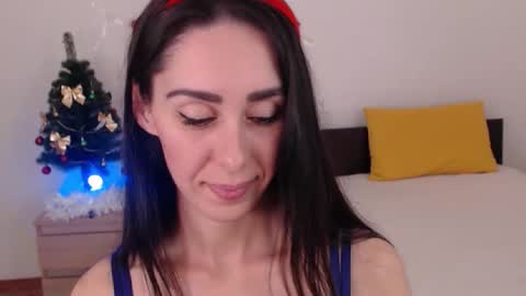 Ellis online show from December 15, 1:59 pm