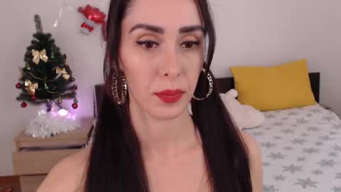 Ellis online show from December 17, 8:20 am