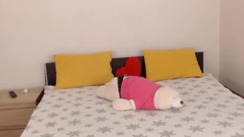 Ellis online show from February 15, 5:15 am