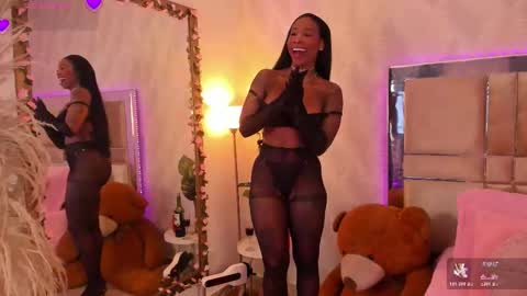 Brenda online show from November 8, 8:03 am