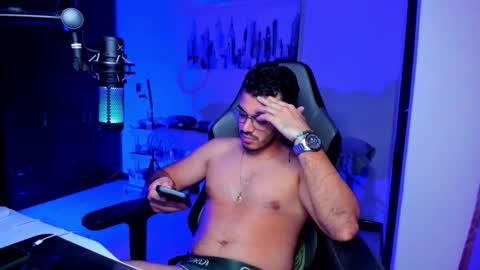 Snapshot of bruno_diaz31 chatting on May 23, 5:23 am Bruno online show from May 23, 5:23 am